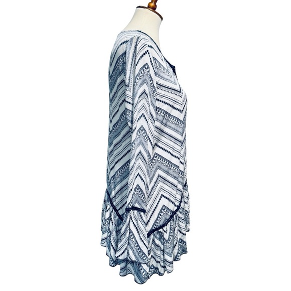 Geometric Patterned Asymmetric Top in Blue & White by Living Doll, Size XL - Picture 5 of 10